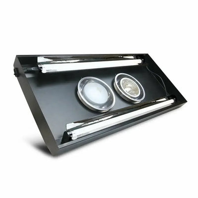 Monochrome image of the Arcadia ThermalZooPro LED dual-lamp fixture