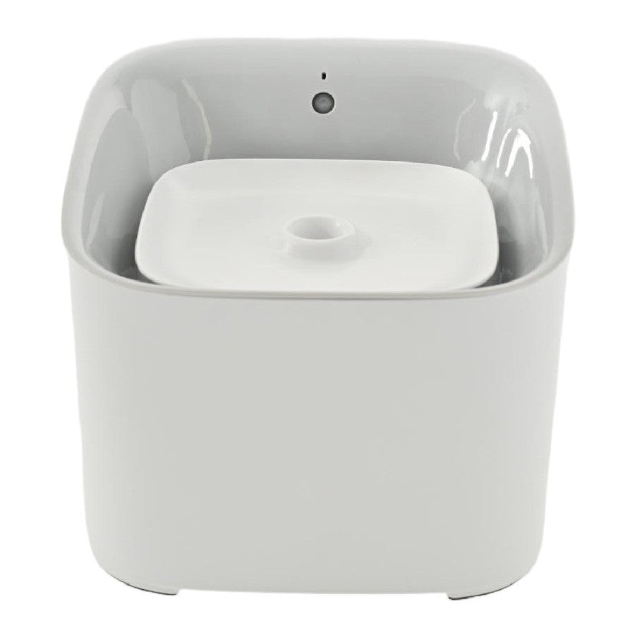 Max & Marlow automatic pet water fountain in sleek design for fresh hydration for pets